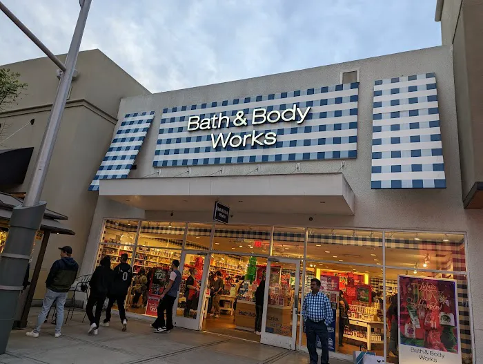 Bath & Body Works 2