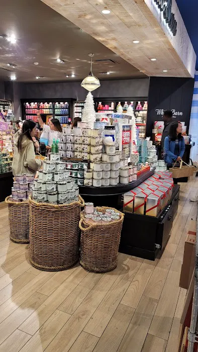 Bath & Body Works 1