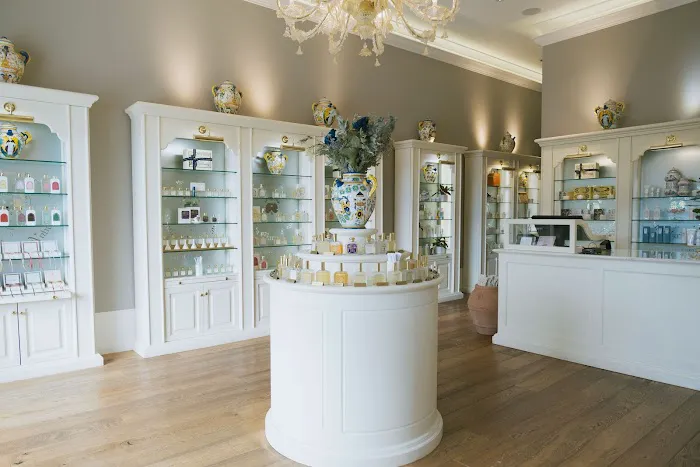 Officina Profumo Farmaceutica di Santa Maria Novella 4