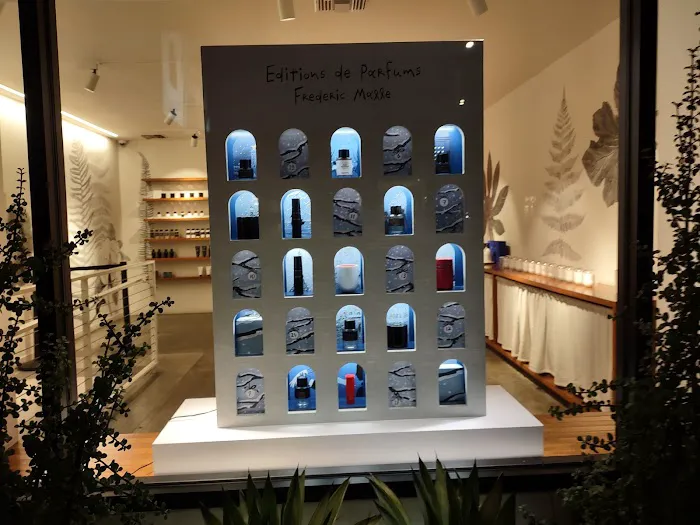 Officina Profumo Farmaceutica di Santa Maria Novella 7