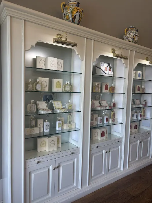 Officina Profumo Farmaceutica di Santa Maria Novella 9