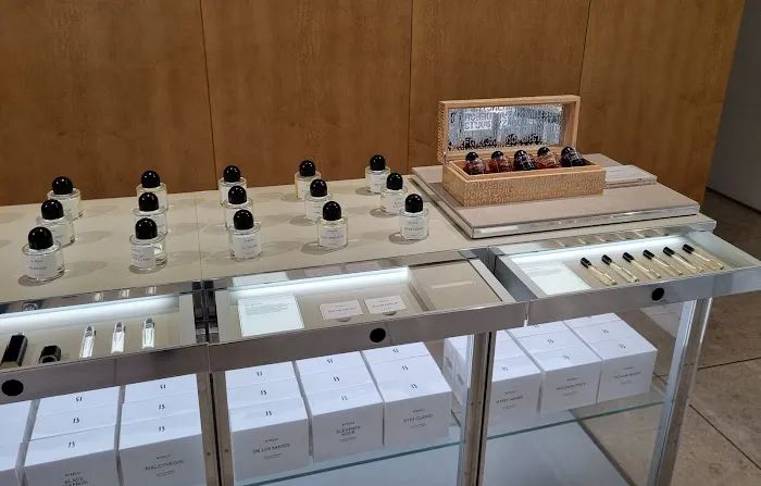 BYREDO The Grove 9