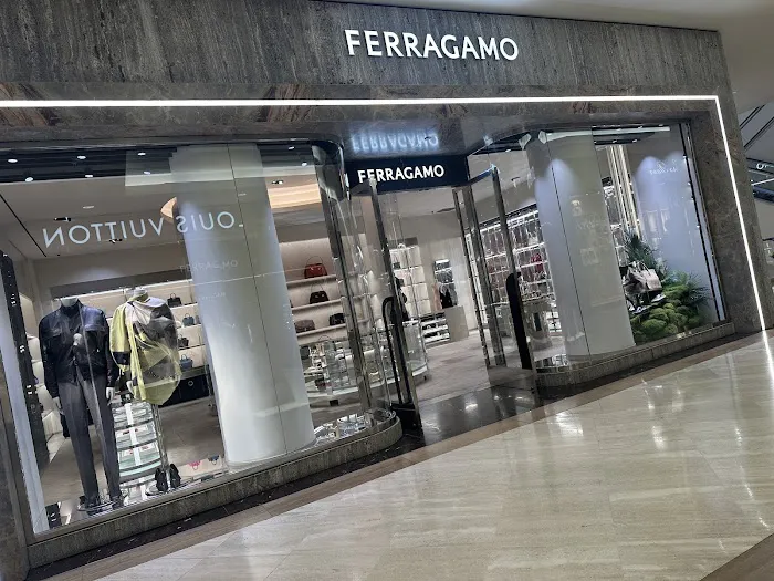 Ferragamo 5