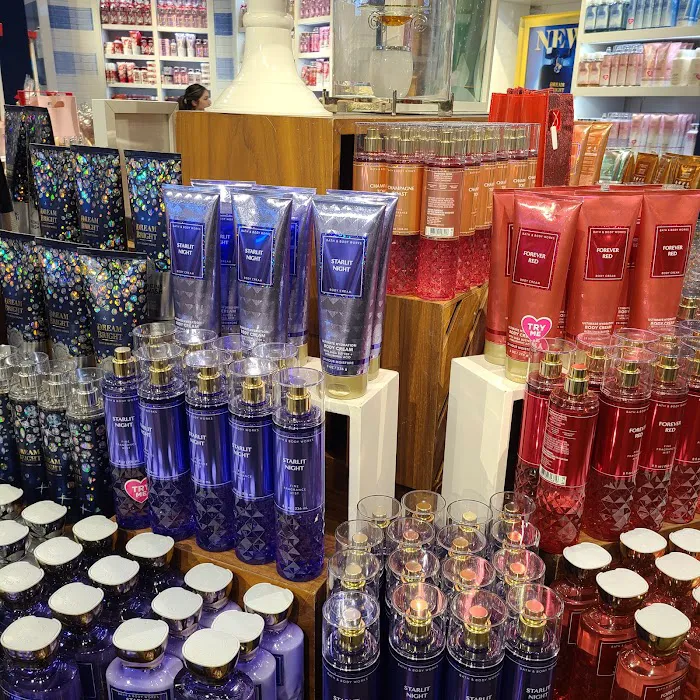 Bath & Body Works 2