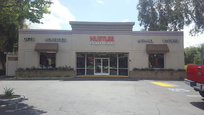 HUSTLER® Hollywood 9