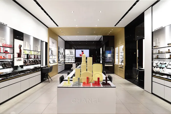 CHANEL FRAGRANCE AND BEAUTY BOUTIQUE 1