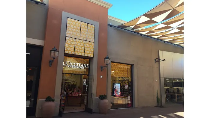 L'OCCITANE EN PROVENCE 0
