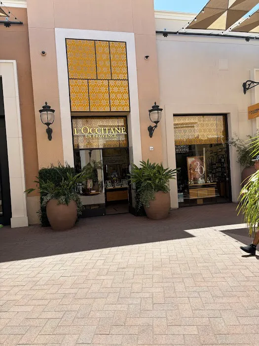 L'OCCITANE EN PROVENCE 6