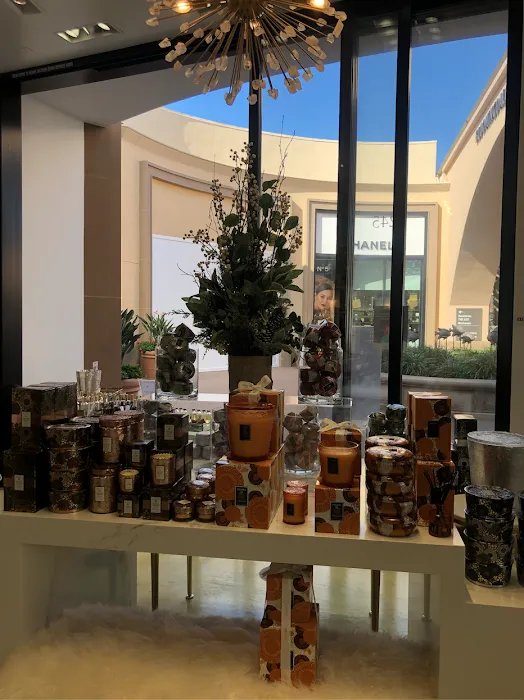 VOLUSPA Store at Fashion Island 6