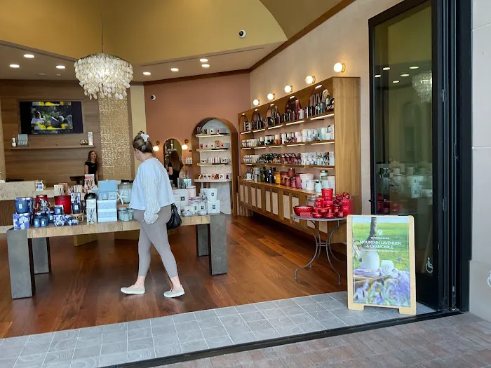 VOLUSPA Store at Fashion Island 5