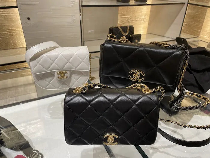 CHANEL 2