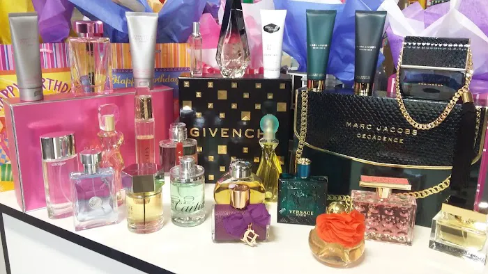 The Perfume Club LLC 3