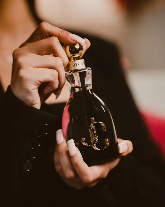 La Mina De Oro Perfumes - Riverside 7
