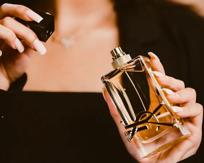 La Mina De Oro Perfumes - Fontana 1