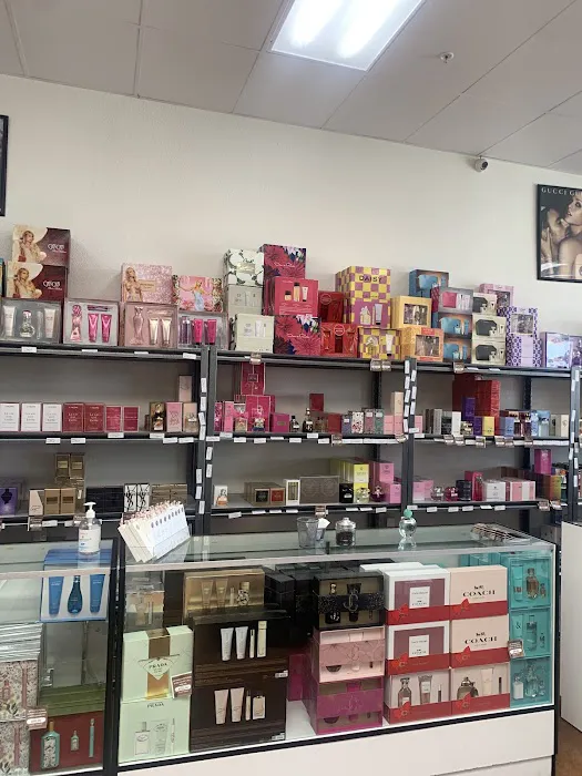 La Mina De Oro Perfumes - Fontana 2
