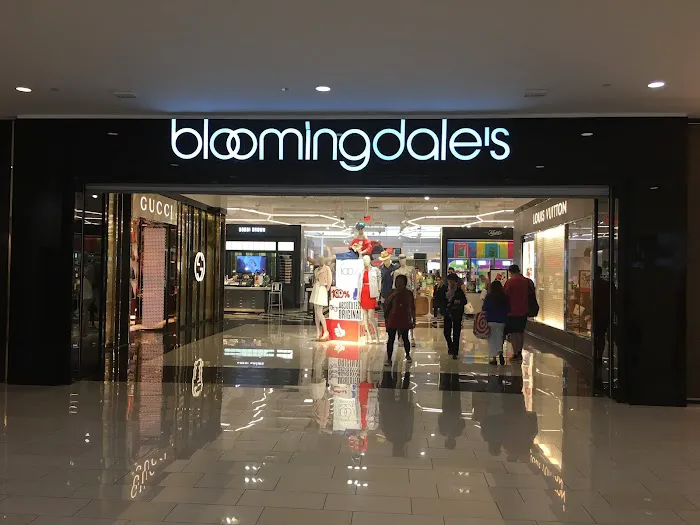 Bloomingdale's 2