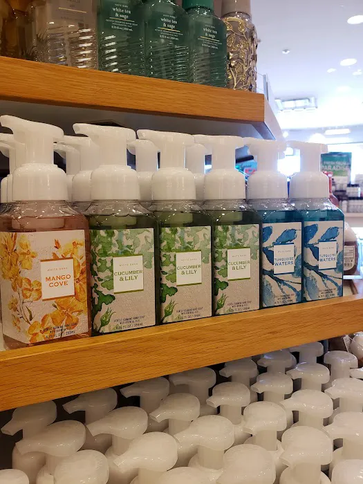 Bath & Body Works 7