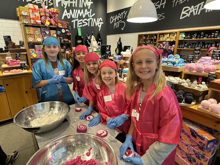 Lush Cosmetics Mission Viejo 5