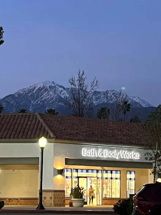 Bath & Body Works 2