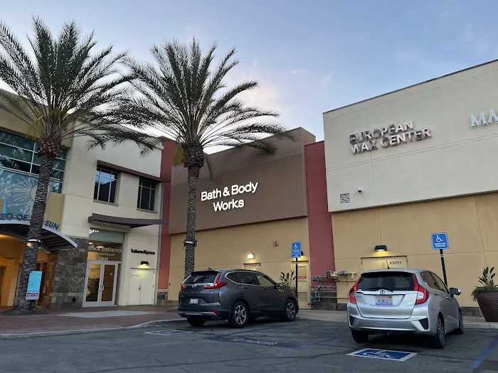 Bath & Body Works 1