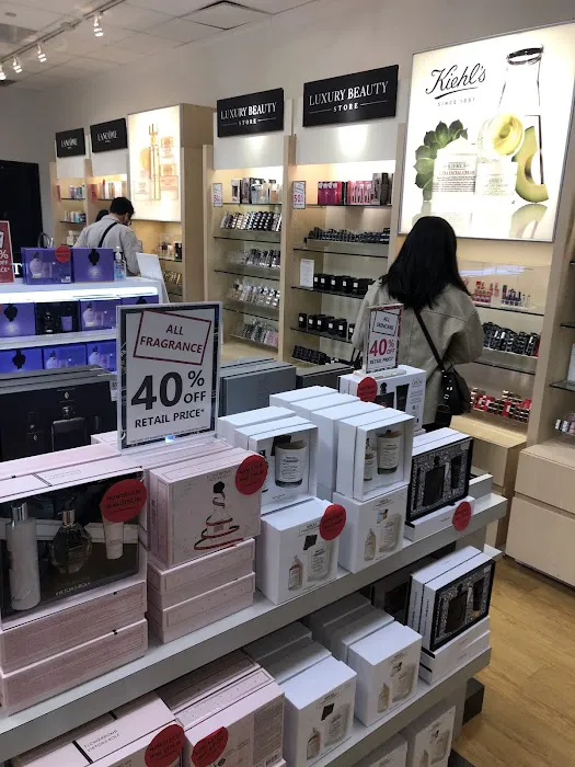Luxury Beauty Store 2