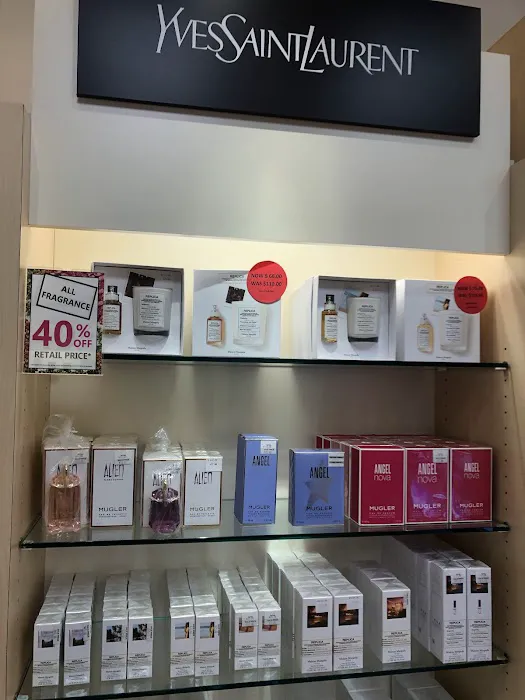 Luxury Beauty Store 7