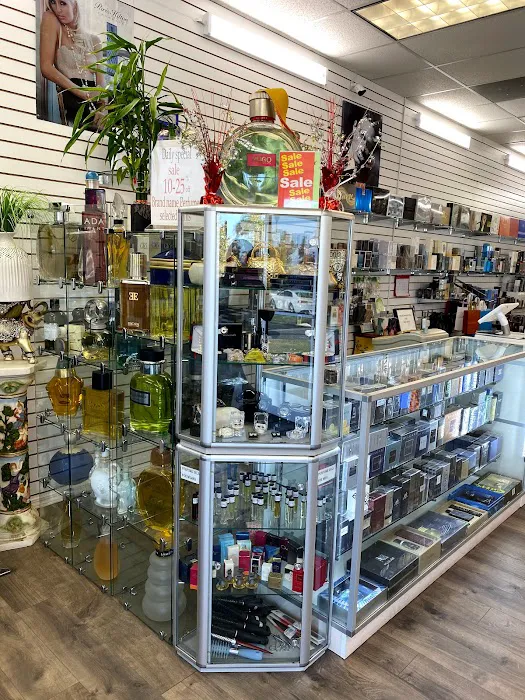 Fragrance Shoppe 4