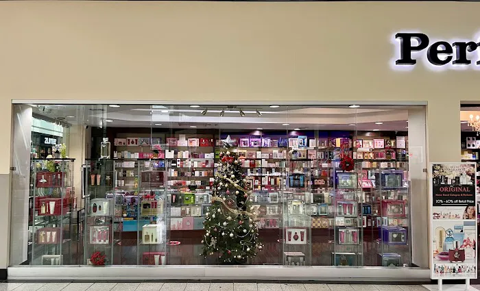 The Perfume Hut 9