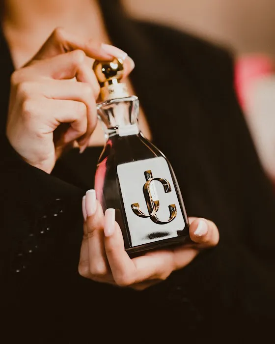 La Mina De Oro Perfumes- Moreno Valley 6
