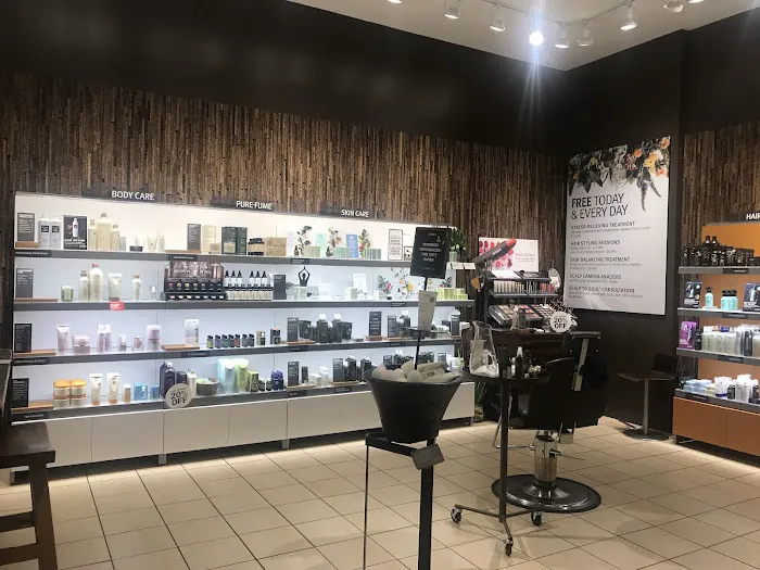 Aveda Store 0