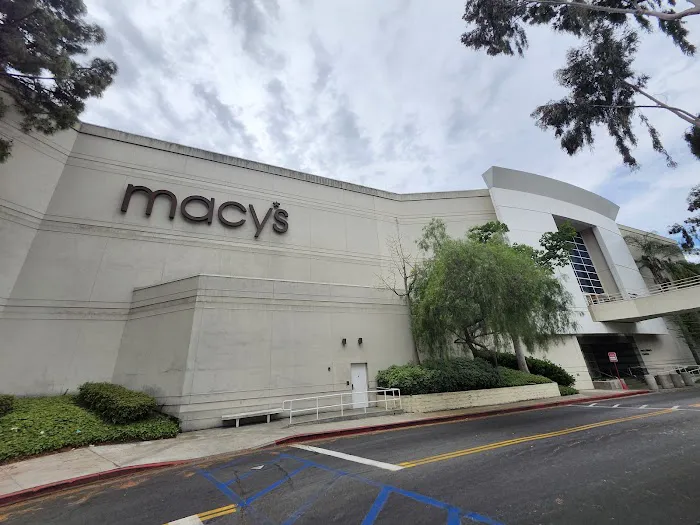 Macy's 1