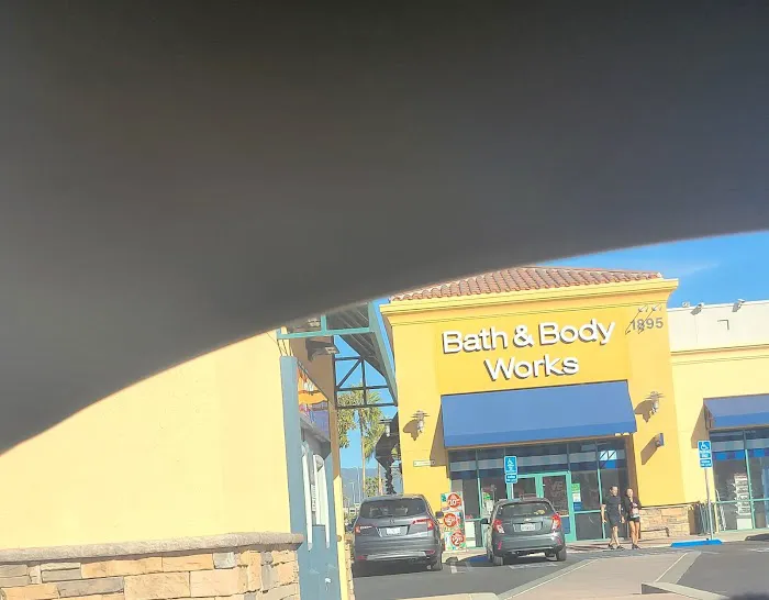 Bath & Body Works 1