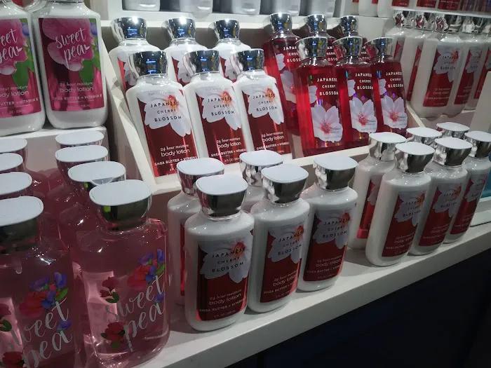 Bath & Body Works 8