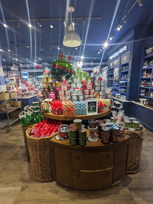 Bath & Body Works 9