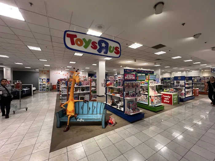 Macy's 4