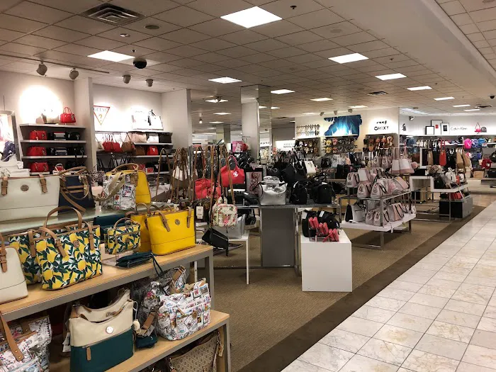 Macy's 0