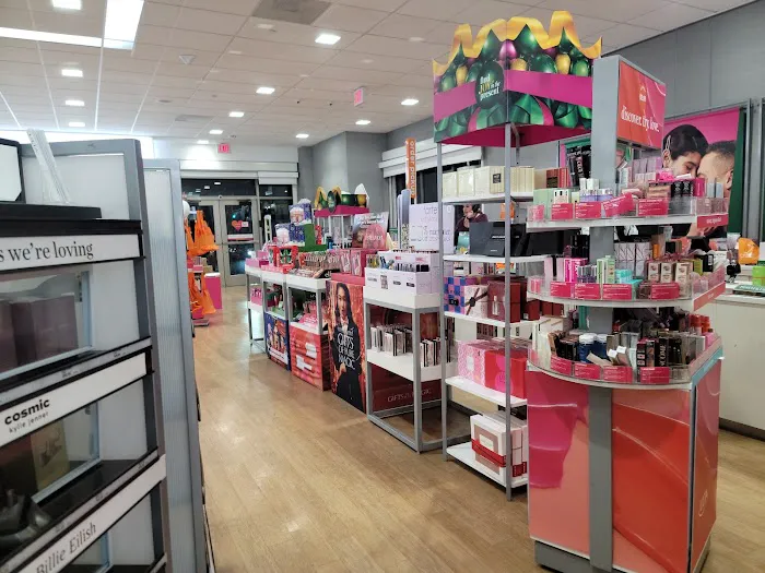 Ulta Beauty 0