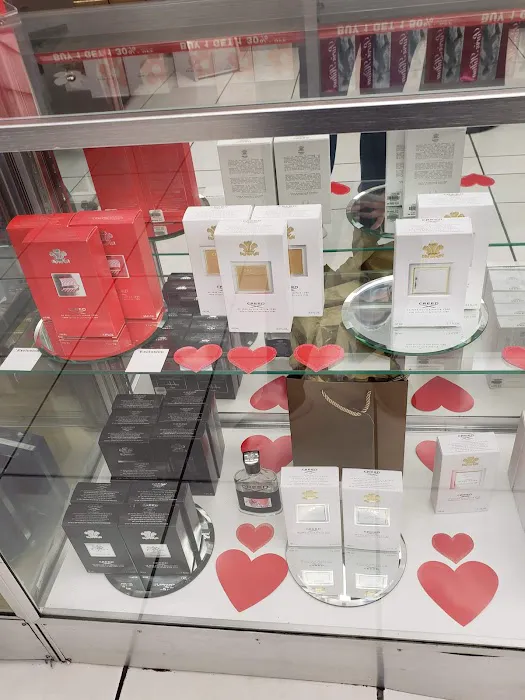 Fragrance Outlet 13