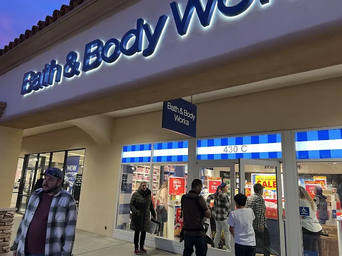 Bath & Body Works 1