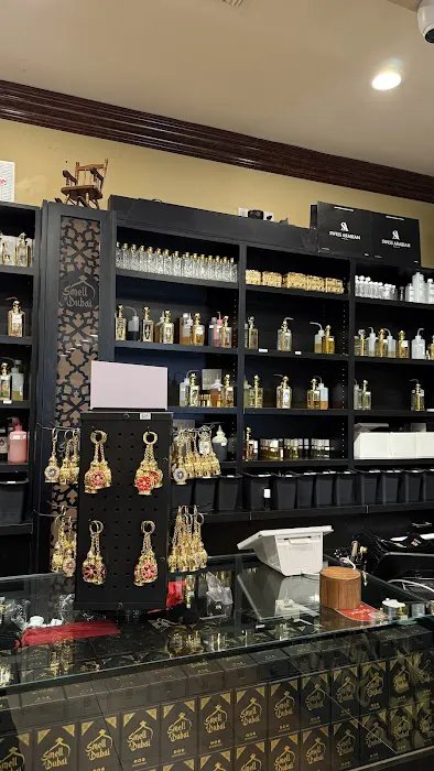 Smell Of Dubai 4