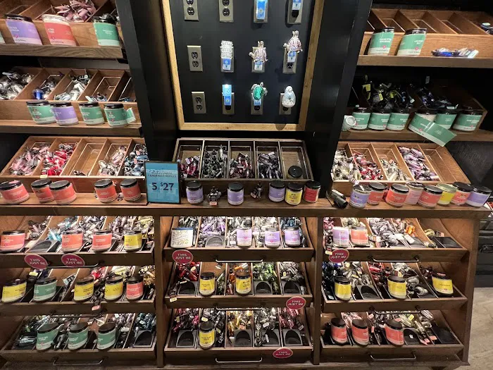 Bath & Body Works 2