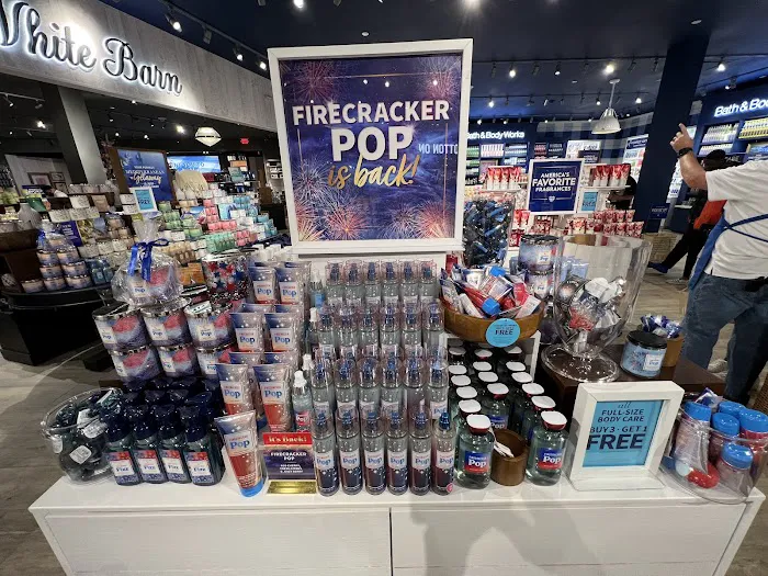 Bath & Body Works 4
