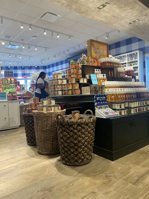 Bath & Body Works 4