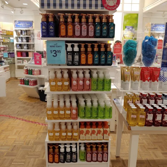 Bath & Body Works 9