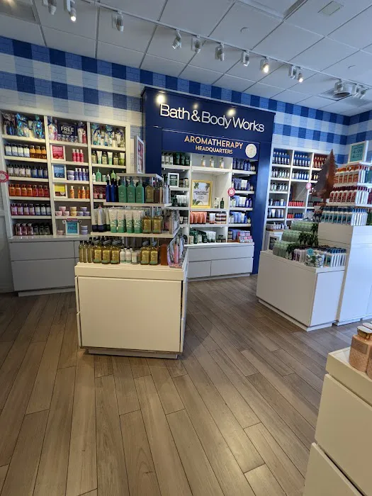 Bath & Body Works 1