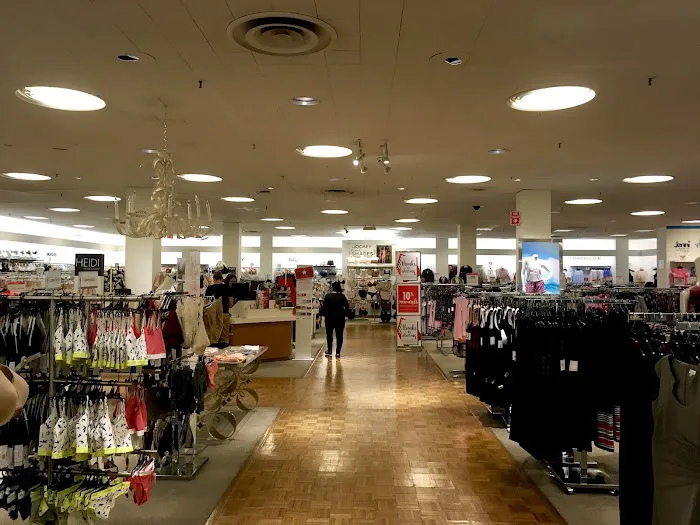 Macy's 4