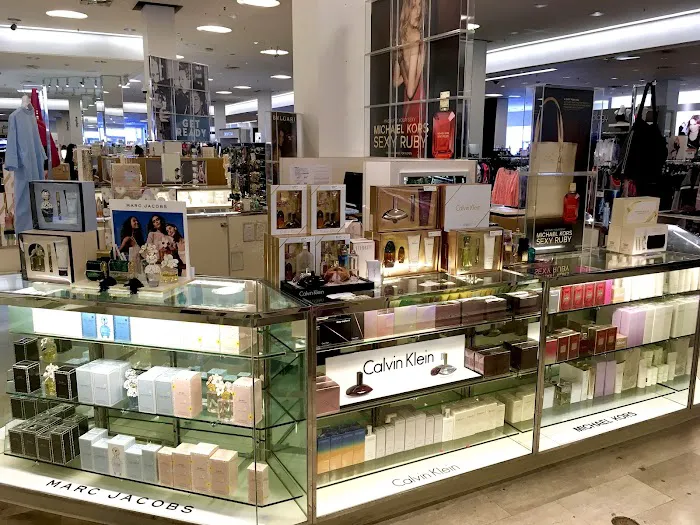 Macy's 9
