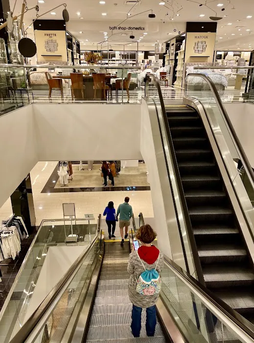 Bloomingdale's 2