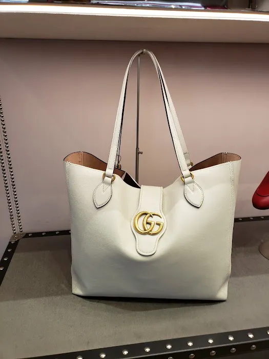 Bloomingdale's 5