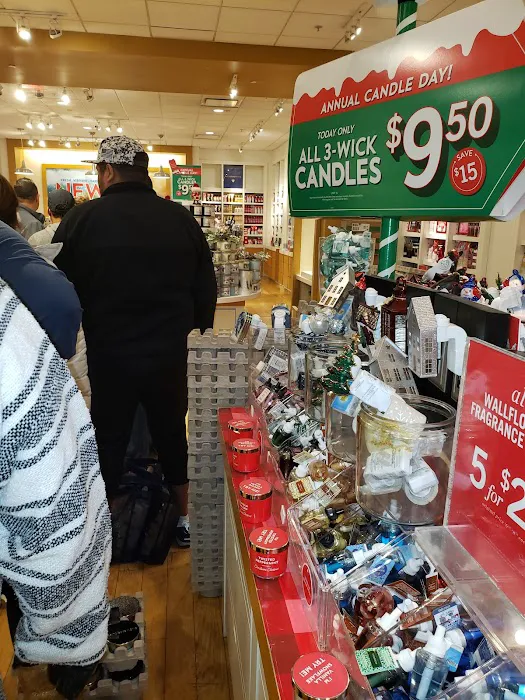 Bath & Body Works 2